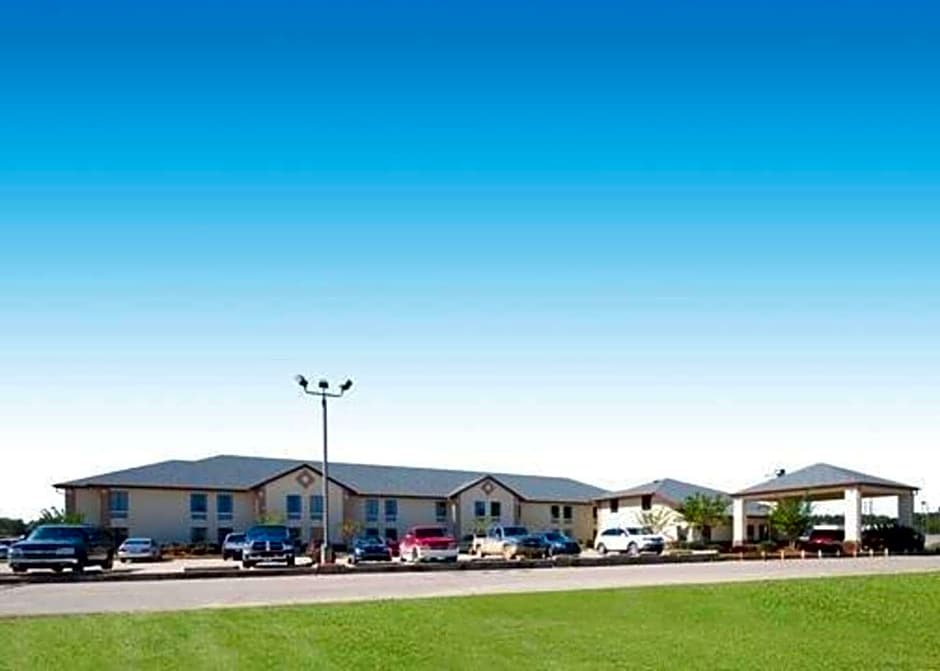 Columbia Inn & Suites