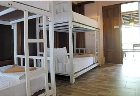 Bed in 8-Bed Mixed Dormitory Room