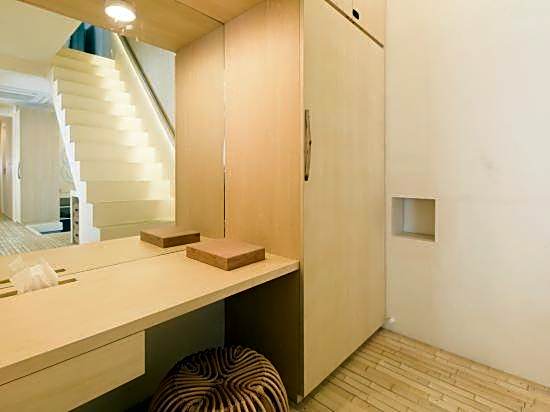 Luxury Entire House Rental  Chiyo