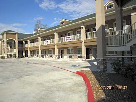 Highlands Suites