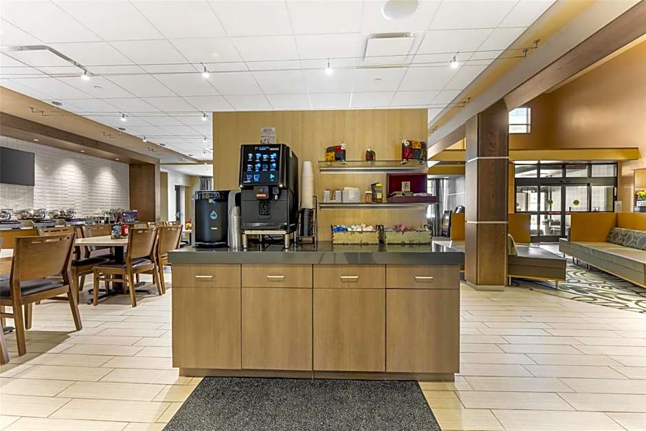Best Western Plus Franciscan Square Inn and Suites Steubenville