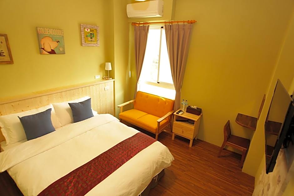 輕旅小站 Soft Travel Hostel