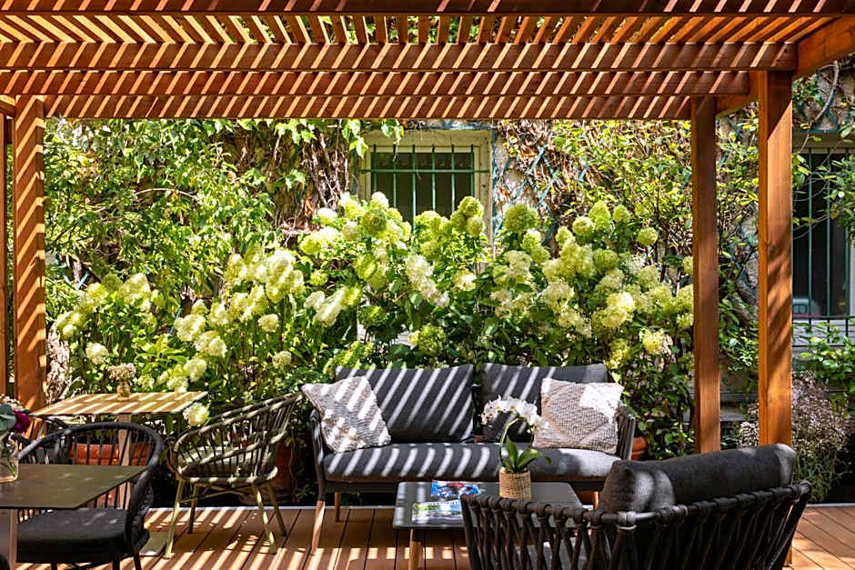 Hotel Paris Louis Blanc