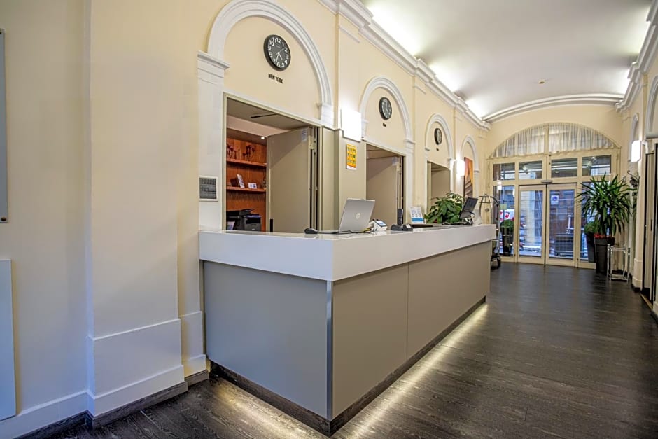 Hotel Urbani