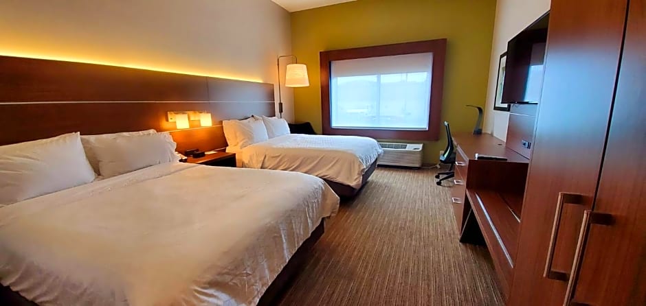 Holiday Inn Express and Suites Rehoboth Beach By IHG