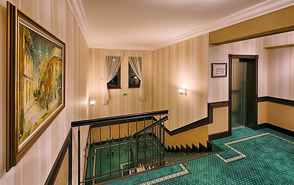 Magus Hotel
