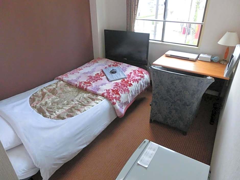 Biz Hotel Shiojiri Ekimae