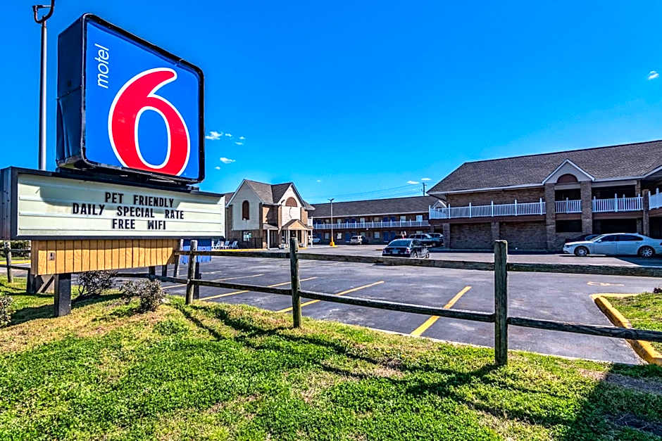 Motel 6-Portsmouth, VA