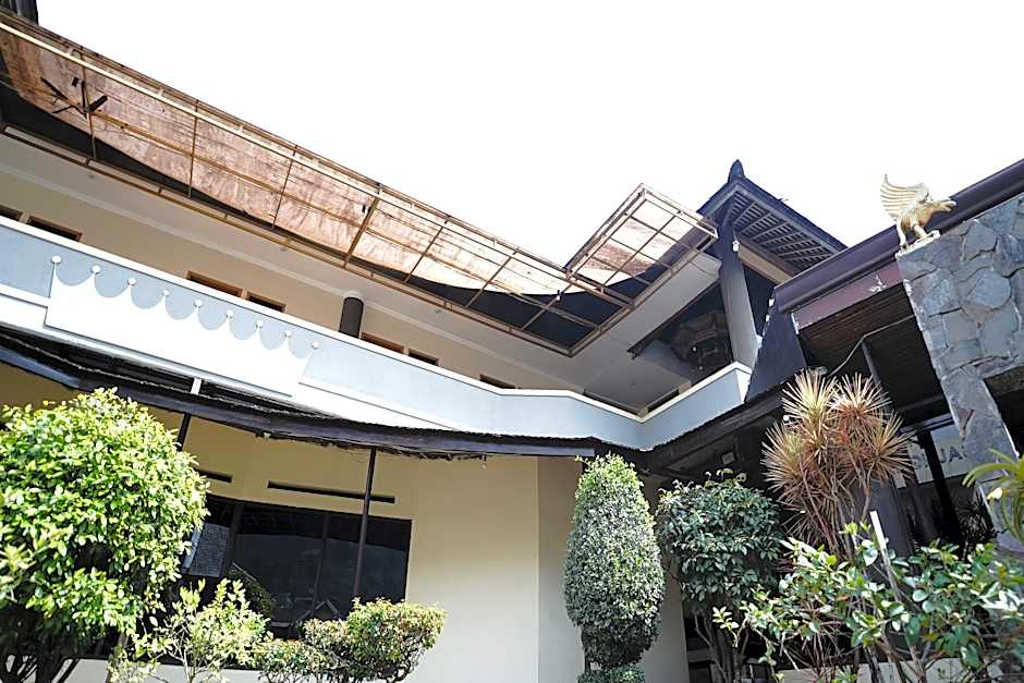 Saung Balibu Hotel