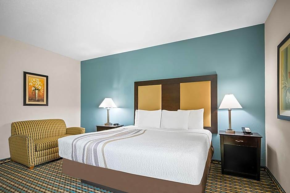 La Quinta Inn & Suites by Wyndham Stonington