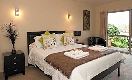 Luxury Suite
