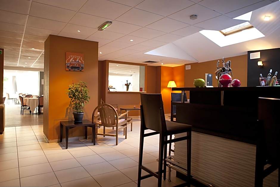 Villa Mariale by Popinns