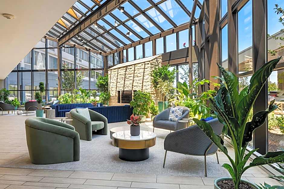 DoubleTree by Hilton Fairfield Hotel & Suites, NJ