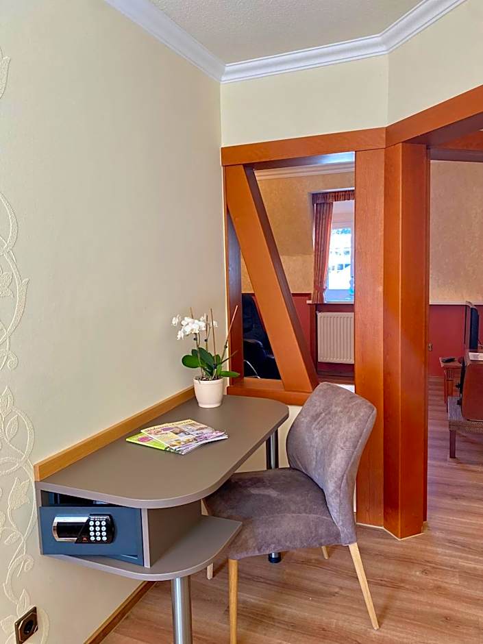 Haus Hohenzollern & Haus 'Ambiente