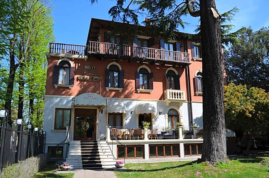 Hotel Villa Cipro