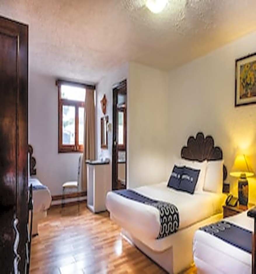 Capital O Hotel Central