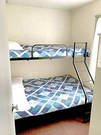 Standard Cabin 2 Bedroom - No Pets Allowed
