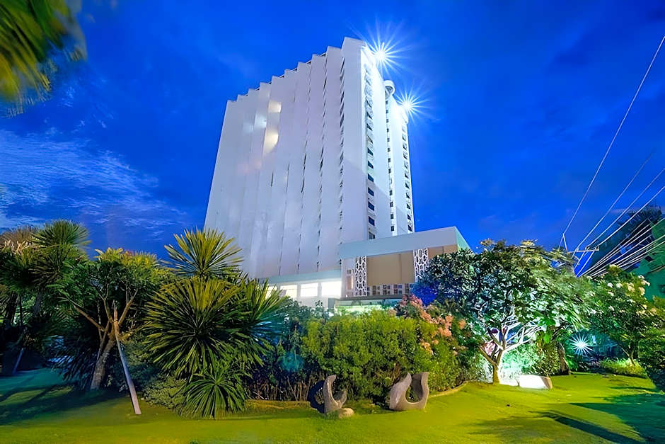 Golden Beach Cha-Am Hotel