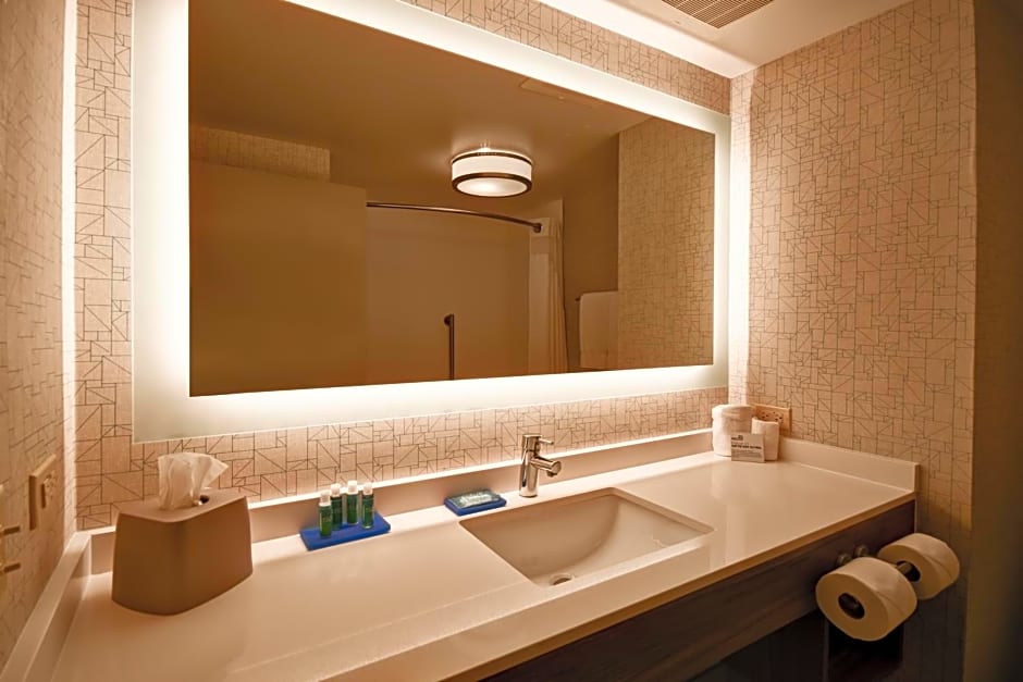 Holiday Inn Express & Suites Schererville By IHG
