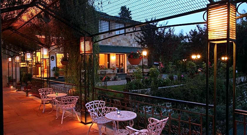 Hotel Shervani Hilltop