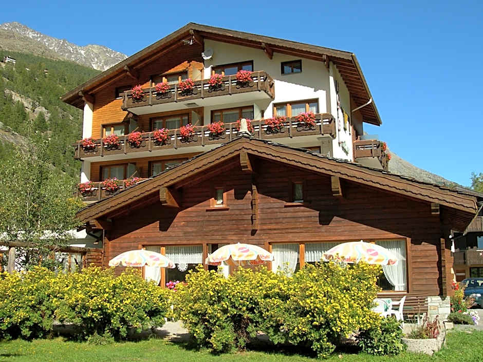 Hotel Adler