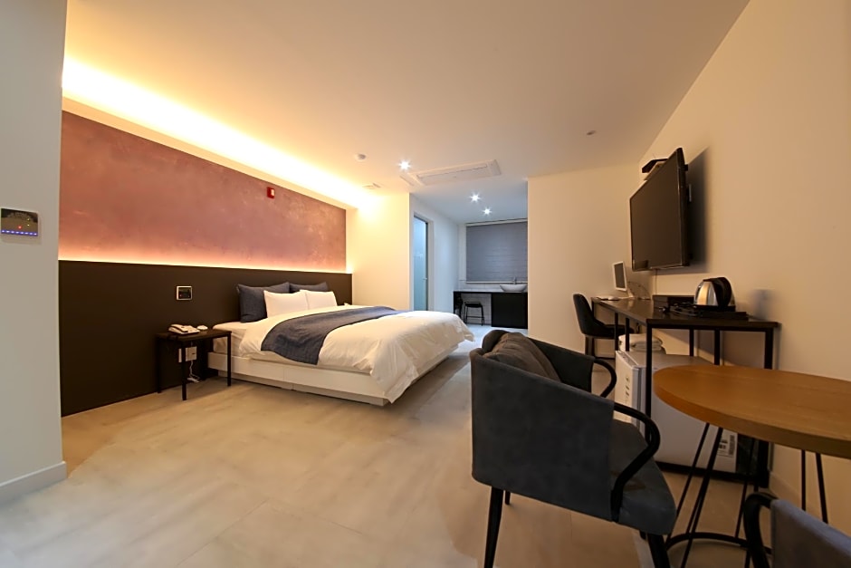 Two Nights Business Hotel
