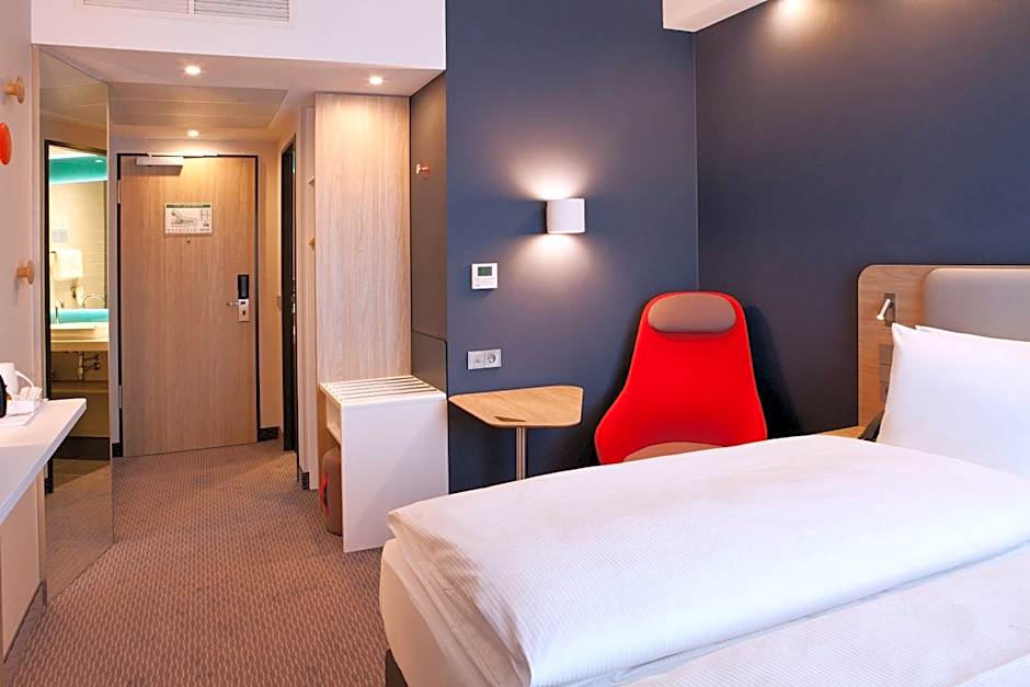 Holiday Inn Express Munich Olching By IHG