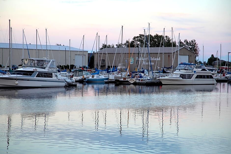 Barkers Island Inn Resort & Conference Center