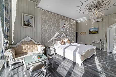 Valley View Premier Room with Balcony