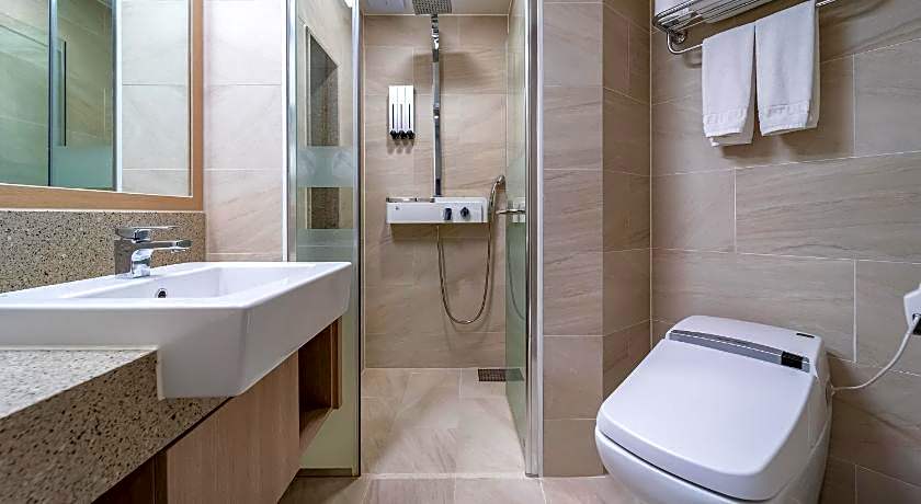 GOLDEN TULIP ESSENTIAL NAMGANG