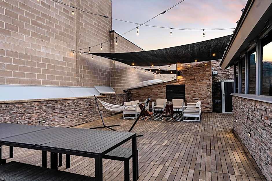 Hotel Residential of Denver