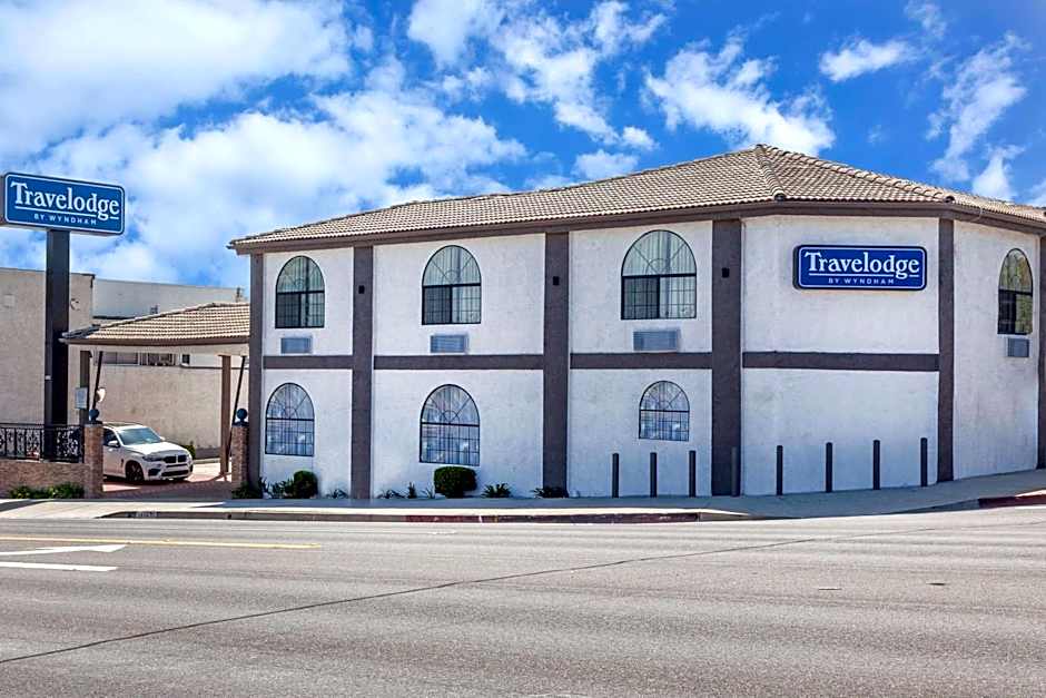 Travelodge by Wyndham Harbor City