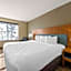 Country Inn & Suites by Radisson, Red Wing, MN