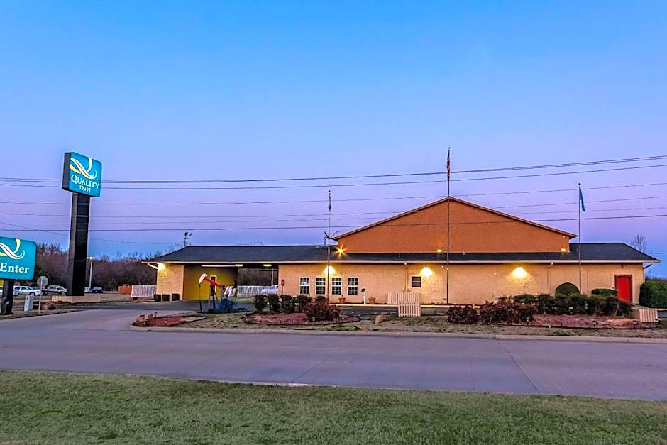 Quality Inn Glenpool - Tulsa