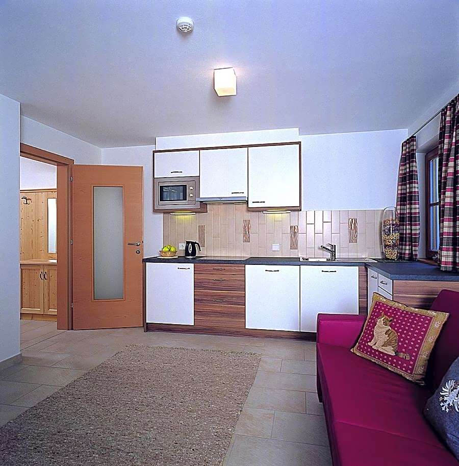 Apartments Restaurant Rusctlea