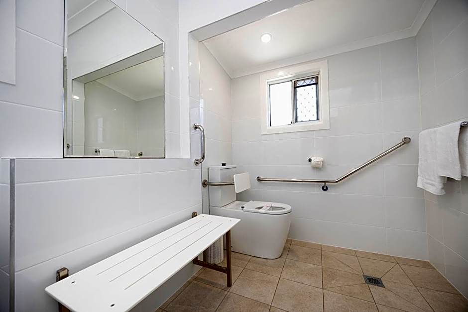Forster Holiday Village