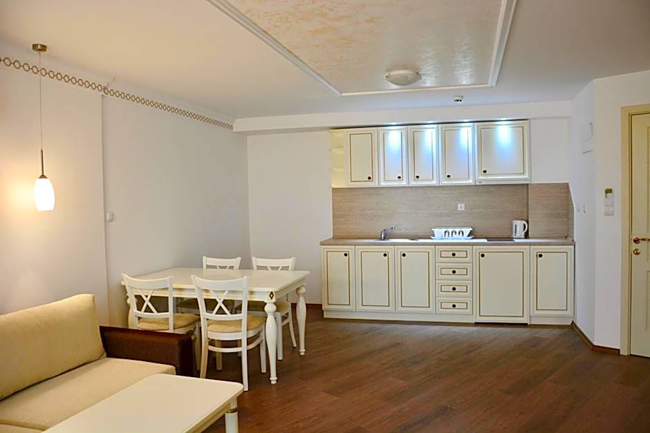 Golden Rainbow Beach Hotel