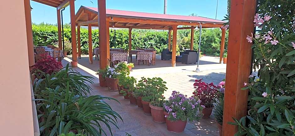 Hotel Ristorante La Decanata