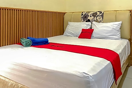 RedDoorz near Wisma Cahaya Abadi Sepinggan Airport Balikpapan