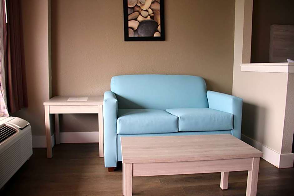 Boca Suites Deerfield Beach, SureStay Collection by BW