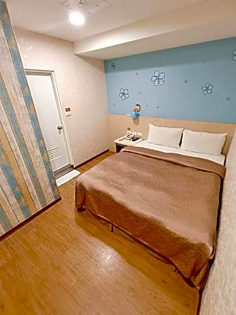 Standard Double Room (No Window)