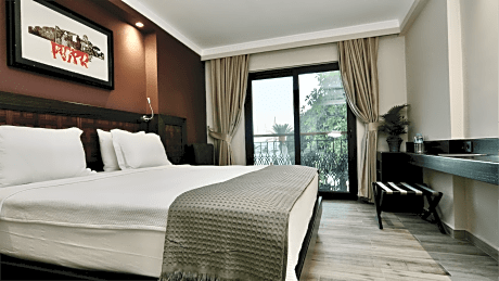 Standart Sea View King Bed