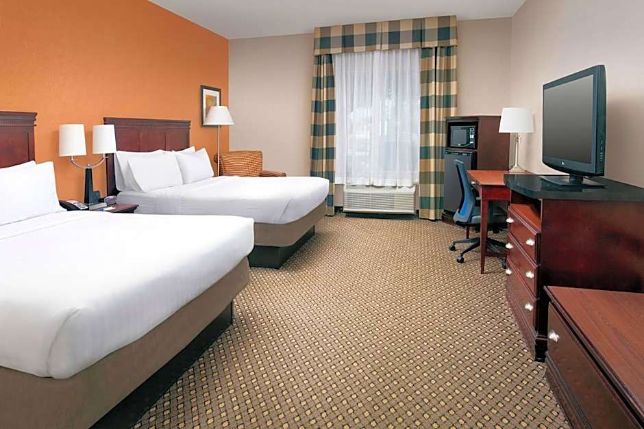 Holiday Inn Express & Suites Chambersburg By IHG