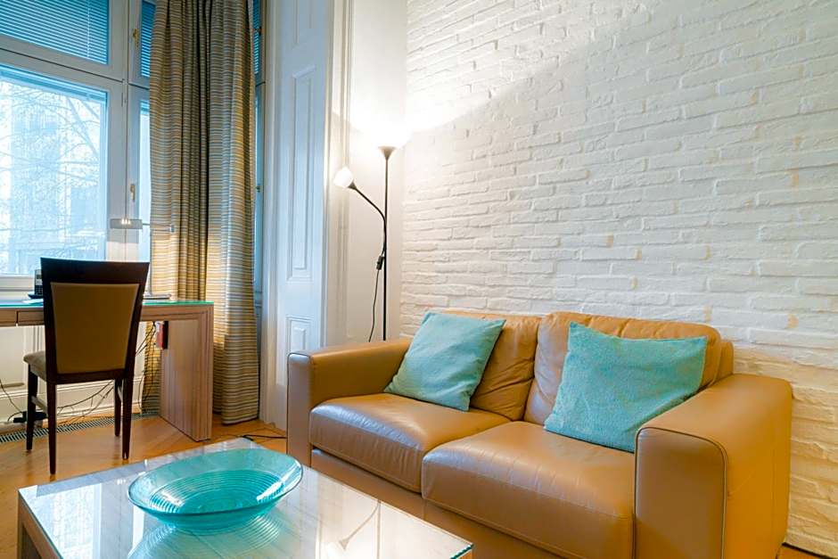 Vienna Residence, City Hall - Parliament