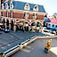 Piazza Four Colours