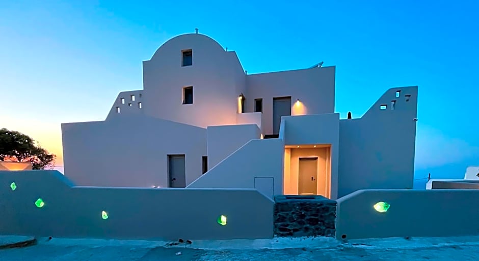 Elements Cozy Suites Pyrgos