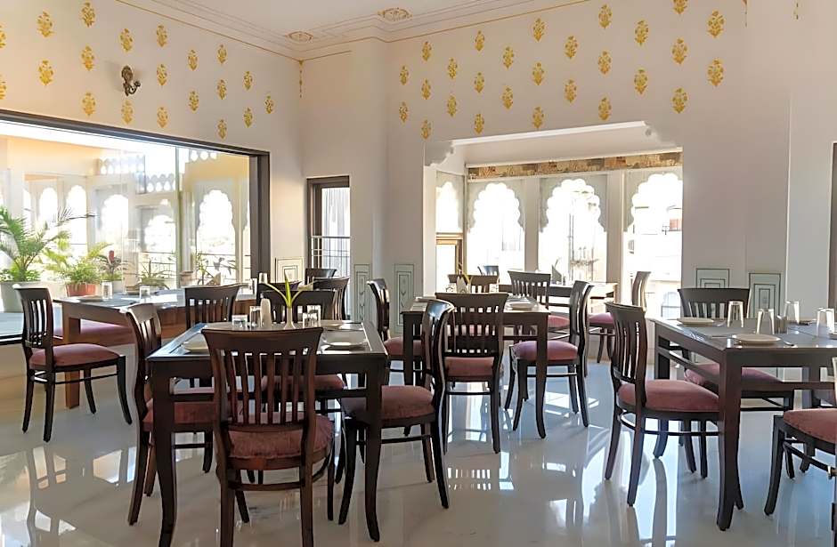 Amar Kothi Hotel