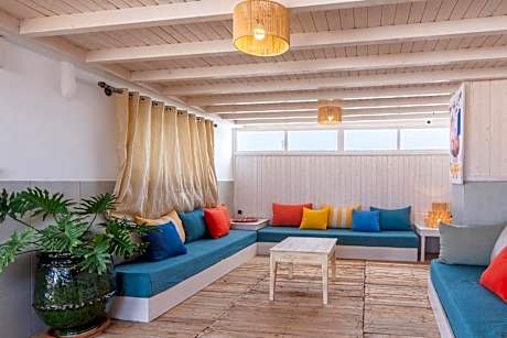 Hanah Apartments