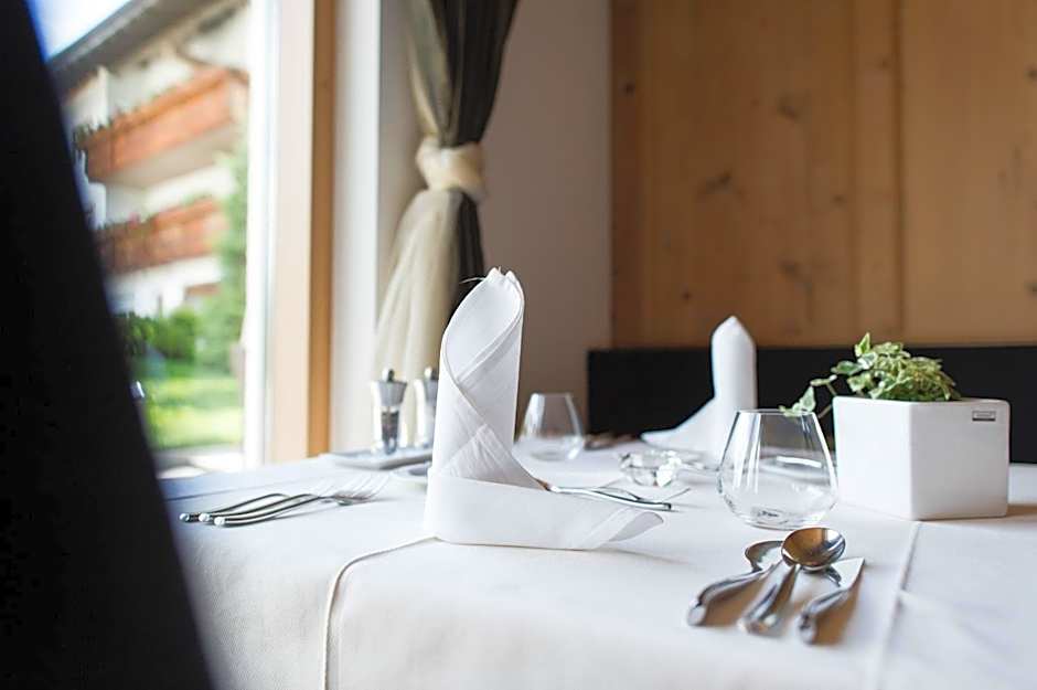 Alpine Hotel Ciasa Lara