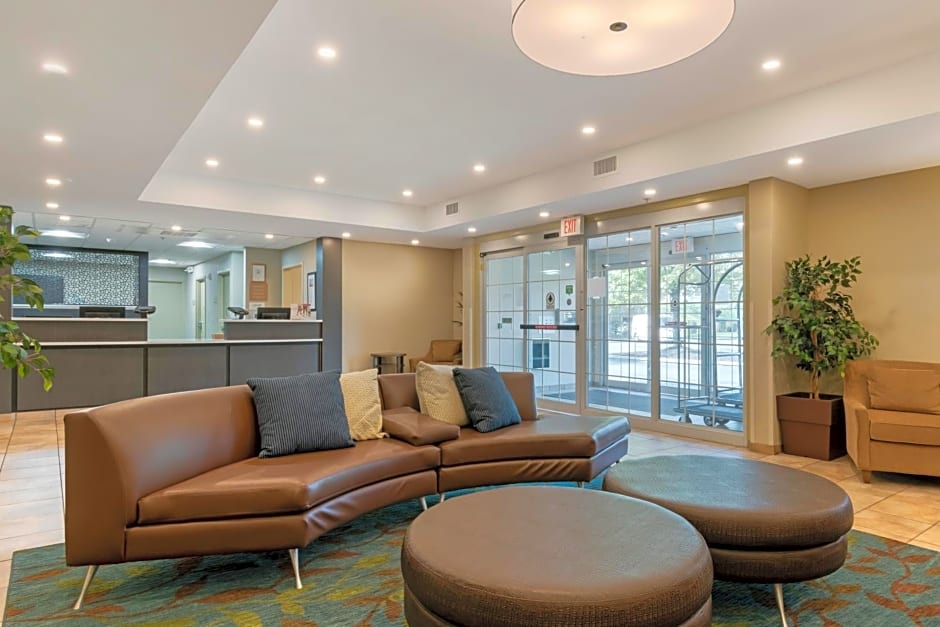 Candlewood Suites Reading, an IHG Hotel